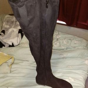 Over the knee boots